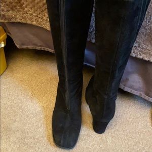 Knee high ladies front zip stack heel boots